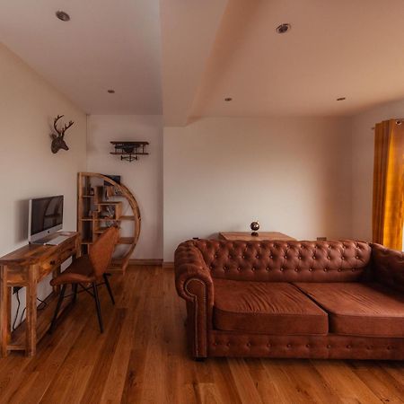 Luxury Cottage With Stunning Views By Fairy Pools 4 Carbost  Esterno foto