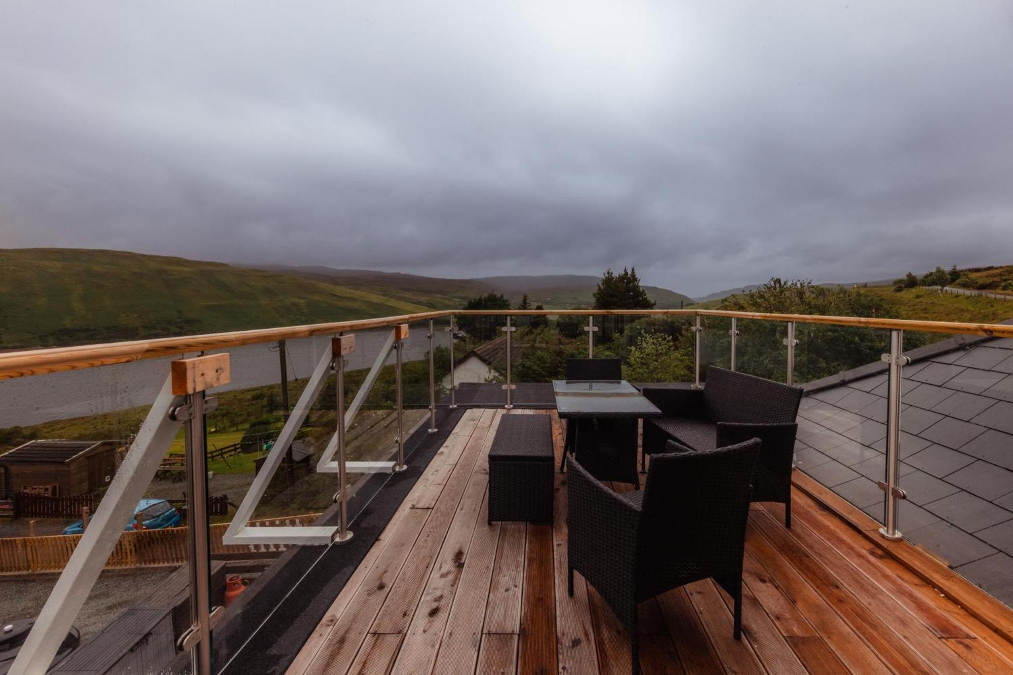 Luxury Cottage With Stunning Views By Fairy Pools 4 Carbost  Esterno foto