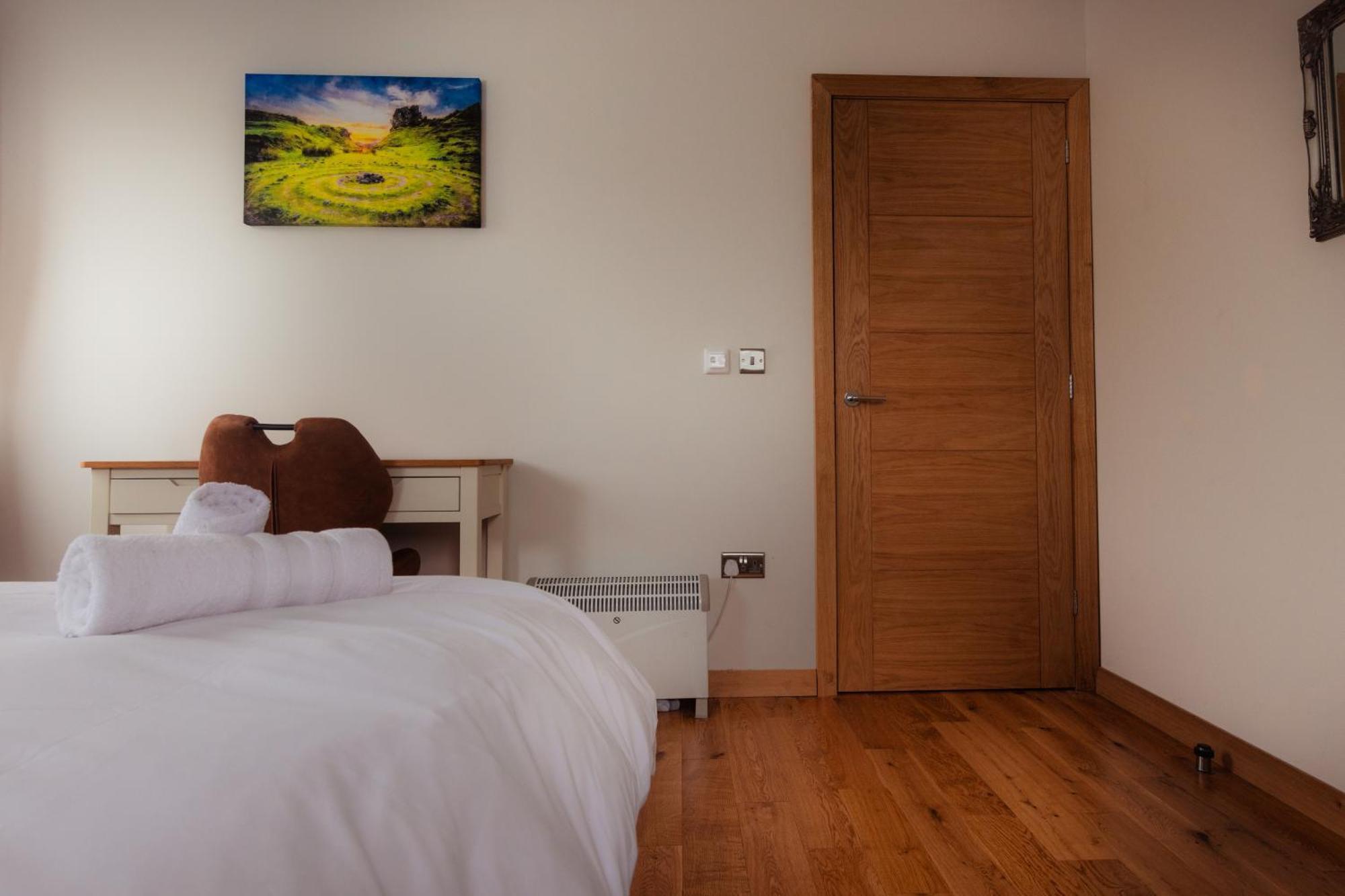 Luxury Cottage With Stunning Views By Fairy Pools 4 Carbost  Esterno foto