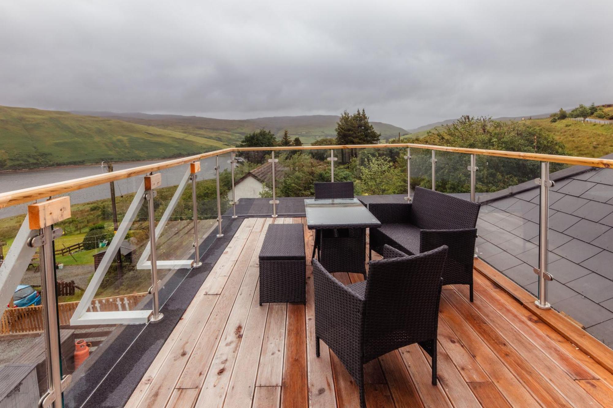 Luxury Cottage With Stunning Views By Fairy Pools 4 Carbost  Esterno foto